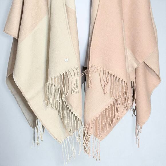 Soia & Kyo Colorblock Fringe Wrap Shawl Scarf Pink Beige Boho Poncho One Size - Picture 4 of 8